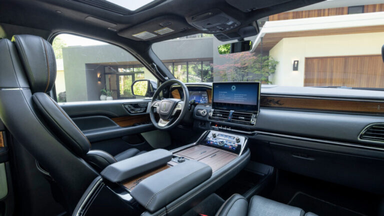 Lincoln-Navigator2