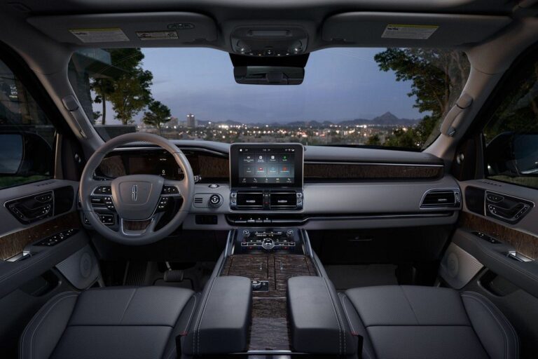 Lincoln-Navigator4